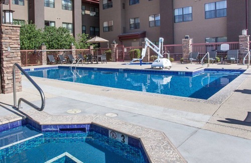 Prescott Apartment | Beautiful studio unit at resort, sleeps 4