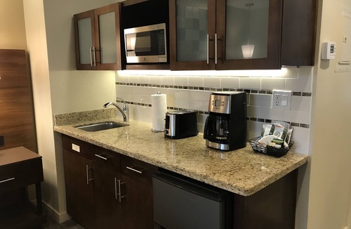 Palm Desert Hotel | Beautiful studio villa at Marriott Desert Springs!