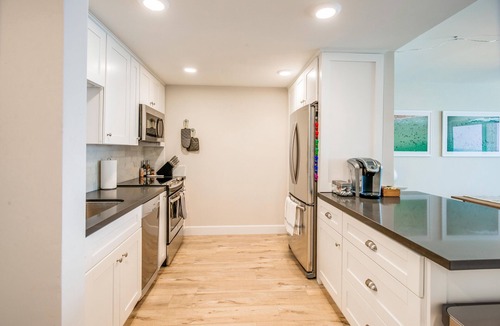 North Pacific Beach Condo | Beautifully remodeled 10th floor oceanfront condo