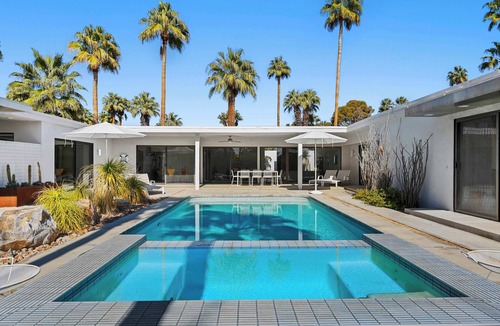 The Movie Colony House | Belden Crist House in Movie Colony