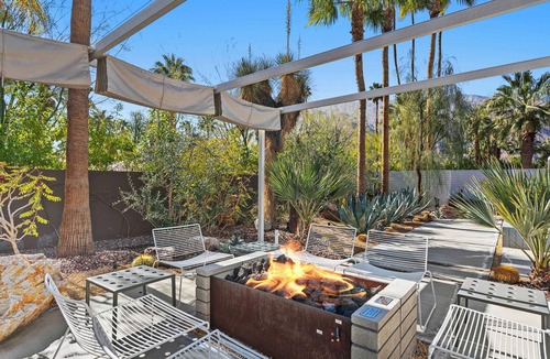 The Movie Colony House | Belden Crist House in Movie Colony