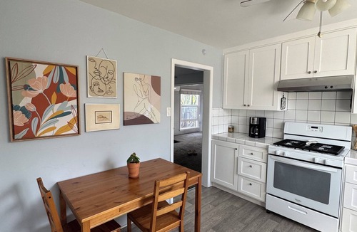 Belmont Heights House | Belmont Heights 2-bedroom. Quick Walk to 2nd St and Beach