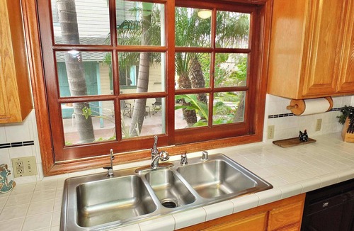 Belmont Heights House | Belmont Heights, Beach Close, Sleep 8+