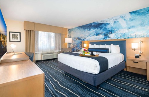 National City Hotel | Best Western Plus Marina Gateway Hotel