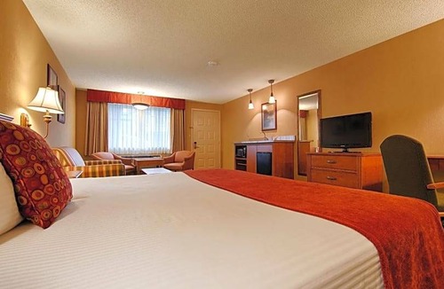 Woodland Hotel | Best Western Shadow Inn