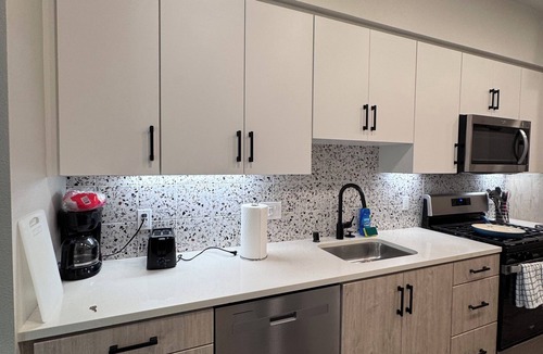 Midway District Apartment | Bevel Apartments: Modern 1BR Haven in Vibrant Point Loma, San Diego