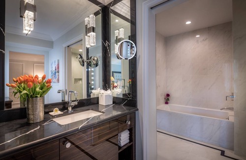 Westwood Hotel | Beverly Hills Plaza Hotel & Spa