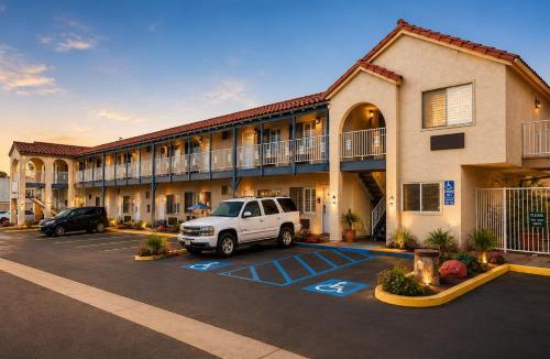 Orange Hotel | Big A Motel & Suites Near Disneyland Orange County