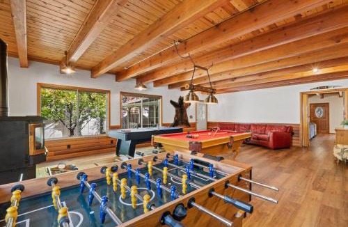 Fox Farm Villa | Big Bear Lake Sleep 16