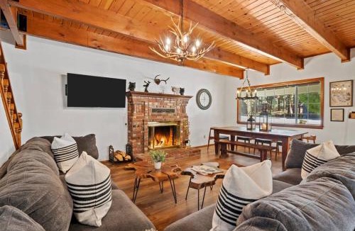 Fox Farm Villa | Big Bear Lake Sleep 16