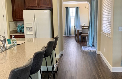 Folsom House | Big, Bright Bidwell Beauty in Folsom