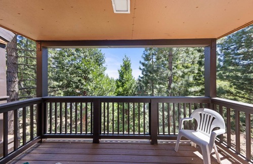 Lake Forest Condo | Black Bear Villas Condo in Tahoe City- summer pool and tennis