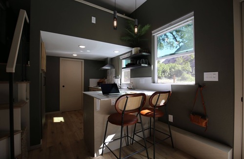 Upper Lake House | Blue Lakes Village