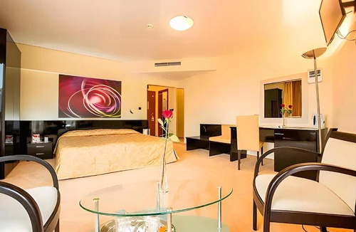 Fontana Hotel | BLUE LAND hotel