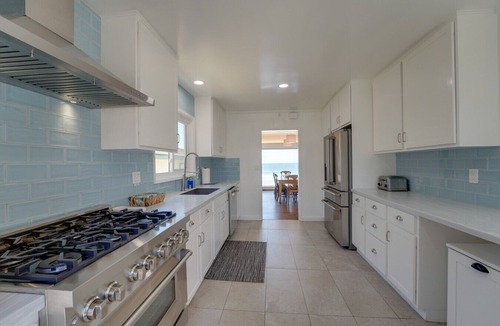 La Jolla Shores House | Blue Sea Villa, Centered in La Jolla Shores!