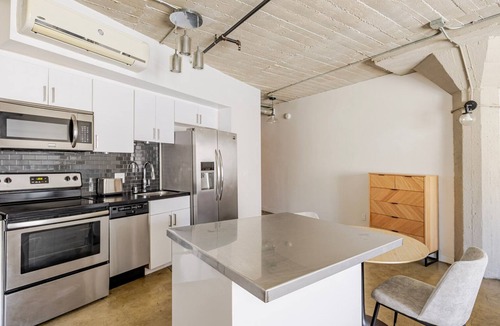 Hollywood Apartment | Blueground | Hollywood, view, nr Hollywood Sign