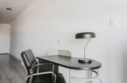 Downtown Long Beach Apartment | Blueground Long Beach pool gym near shops LAX-1262