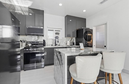 Torrance House | Brand New Standalone Dwelling in Southbay