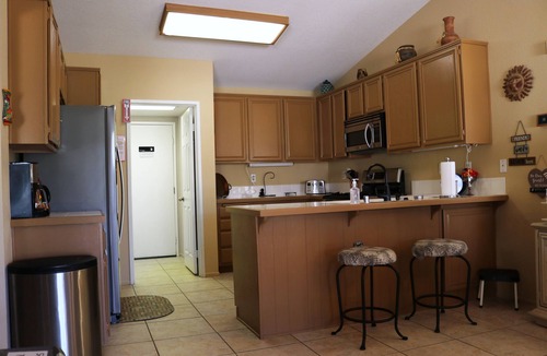 Desert Hot Springs House | Breath-taking Mountain Views on the Golf Course, Private Hot Tub, Pool Table +
