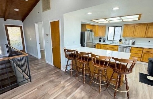 Lakehead House | Breathtaking Lakefront Havin, Kayaks, Paddle Bds, Game Room, Large Decks & Patio