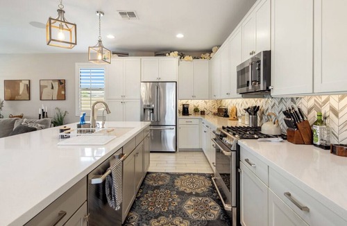 Surprise House | Bright & Modern Home w/Open Living, Great Area, & Perfect for Families!