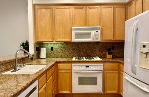 Coto de Caza Condo | Bright & Spacious 2BR Condo, 20 min to Beach & Disney