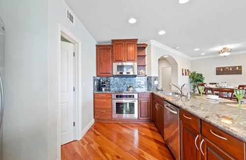 South Oceanside Condo | Buccaneer Beach Lookout - 30-Night Minimum