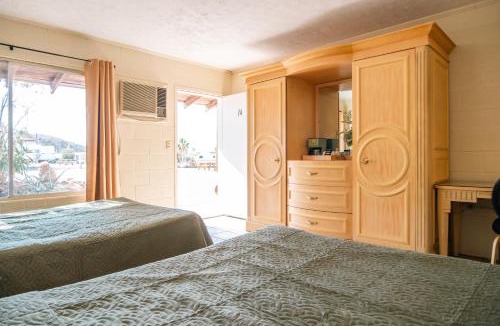 Lake Havasu City Hotel | Burro Inn