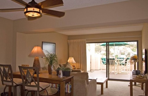 Avalon Condo | C59: Cozy Condo, Balcony W/Hillside & Ocean Views, 30 Mooring Available
