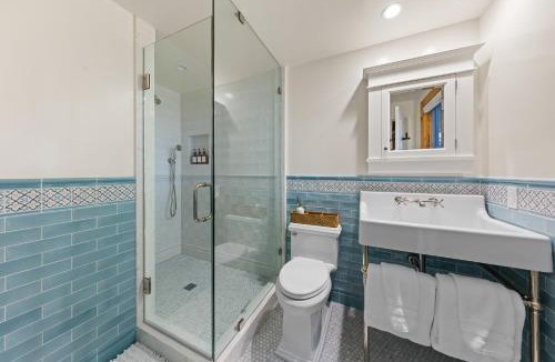 Kingswood Estates House | Cabin Near Kings Beach Minutes to Northstar