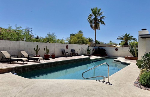 Spanish Mountain Estates House | Cactus House - Spacious home & pool next to mountains and close to everything