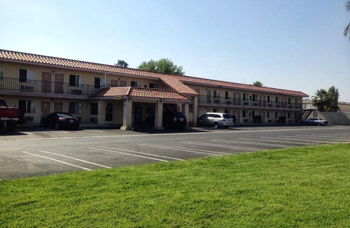Hemet Hotel | California Budget Motel