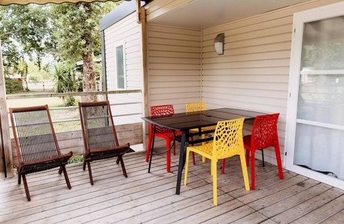 Saint-Laurent-de-Medoc House | Camping Le Paradis * - Mobile Home Camélia 3 Rooms 4 People + TV