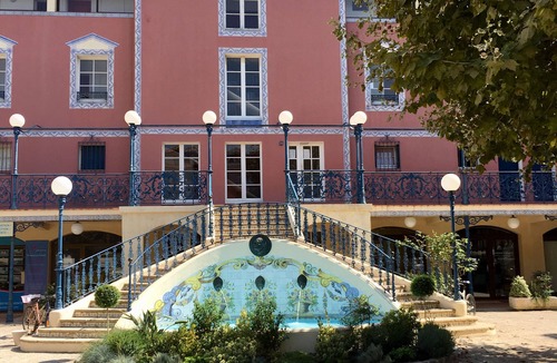 Port Grimaud Apartment | Canal view apartment in Port Grimaud near St Tropez