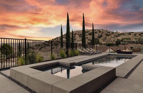 Yucca Valley House | Canyon Ridge by Fieldtrip Modern IndoorOutdoor Oasis w Views