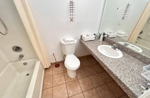 Vallejo Hotel | Carquinez Inn Vallejo I 80 Near Napa Valley