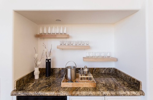 Yucca Valley House | Casa Blanca by Fieldtrip - Boulder Estate with Hot Tub, Soaking Pool & Outdoor Shower