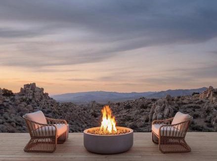Yucca Valley House | Casa Blanca by Fieldtrip - Boulder Estate with Hot Tub Soaking Pool Outdoor Shower
