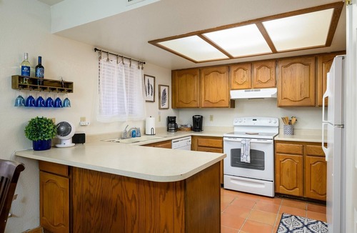 Paradise Valley Village Condo | CASA DEL SOL - Anasazi Village - 1st Floor Pet-Friendly Golf Course View
