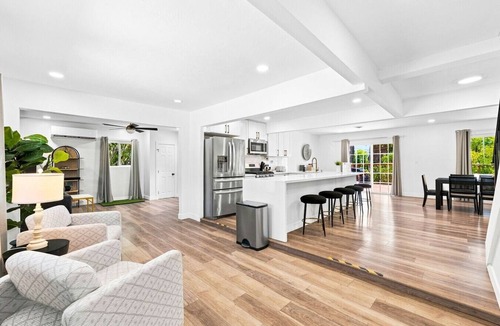 Casa de Oro-Mount Helix House | Casa Kubanda - Office, Hot Tub, EV Charger