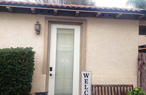 Sun City House | Casita Menifee Cozy and private 1 bedroom Casita, couple or solo traveler