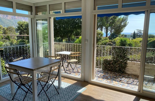Cassis Apartment | Cassis - lovely apartment very bright, downtown, sea and castle