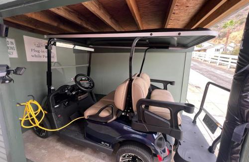 Avalon House | Catalina 3 bedrooms with Hot Tub & Golf Cart