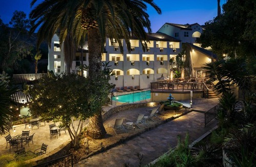 Avalon Hotel | Catalina Canyon Inn