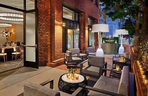 Downtown San Diego Hotel | Central Hotel with Fitness Center & Bar Artistic City - 4 Classic Rooms
