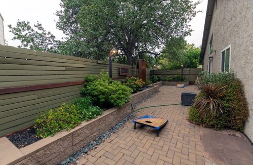 North Hilltop Villa | Central Location 4BR w/Arcades & Spacious Parking