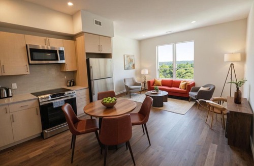 Northridge Apartment | Central Northridge Apartment near CSUN