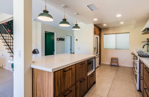 The Rose Garden House | Central Palm Springs Townhome 2 Bed 2.5 Bath/Pools