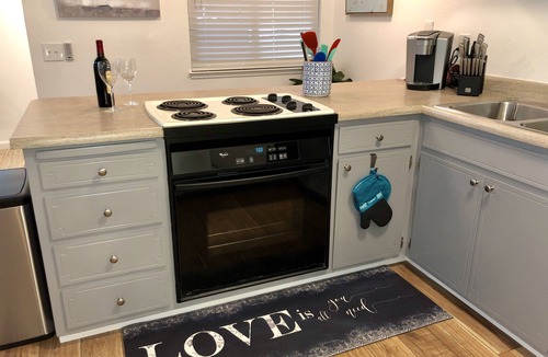 Chico Apartment | Centrally Located 2 bd in Downtown Chico