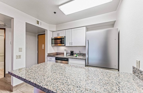 Chandler Apartment | Chandler 2 bd 1 ba immaculate grounds, perfect location with heated pool, downst